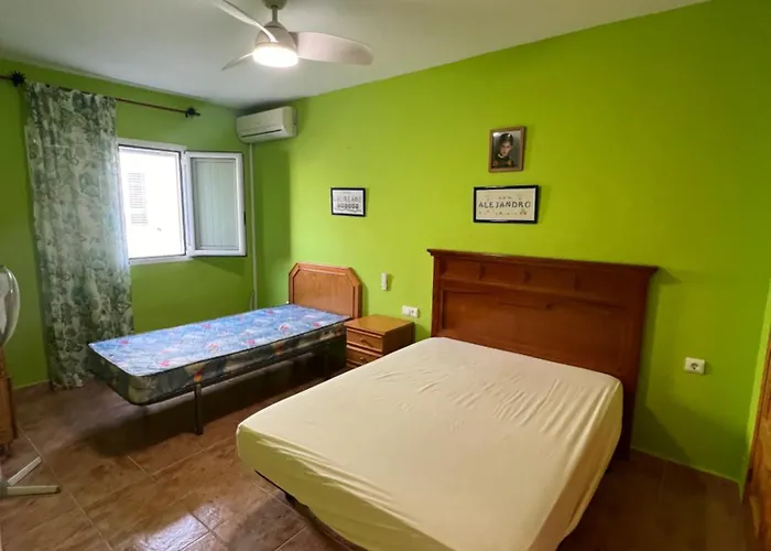 Casa Familiar En La Almadraba Con Espectacular Terraza
